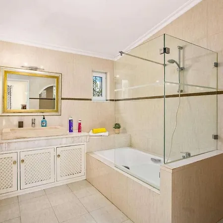 Pinheiro Villa *